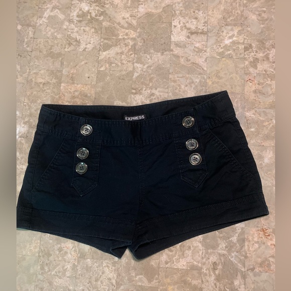 EXPRESS Shorts - Picture 1 of 4